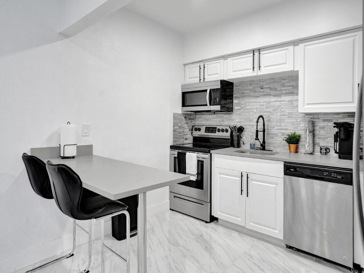 Villa Escape To Miami Retreat North Miami Beach Exterior foto