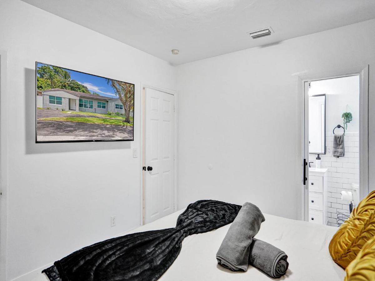 Villa Escape To Miami Retreat North Miami Beach Exterior foto